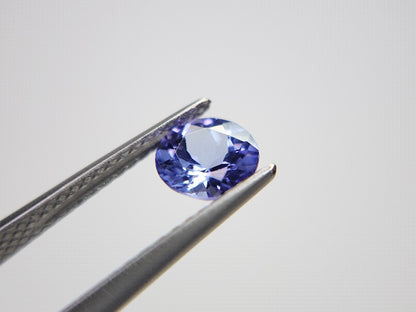 TZ-42　タンザナイト　0.77ct