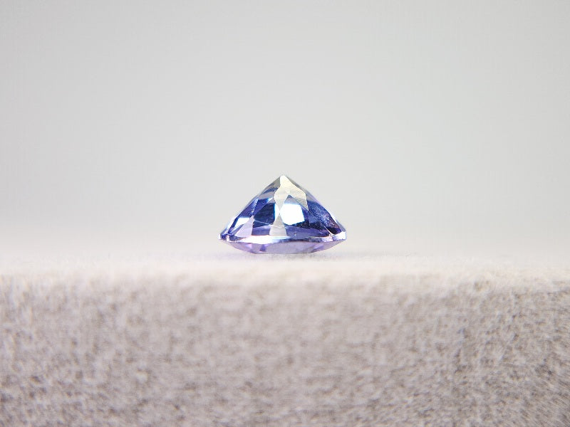 TZ-37　タンザナイト　0.83ct