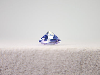 TZ-37　タンザナイト　0.83ct