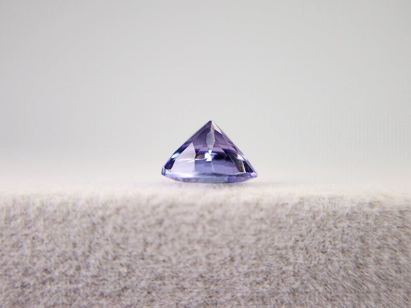 TZ-41　タンザナイト　0.78ct