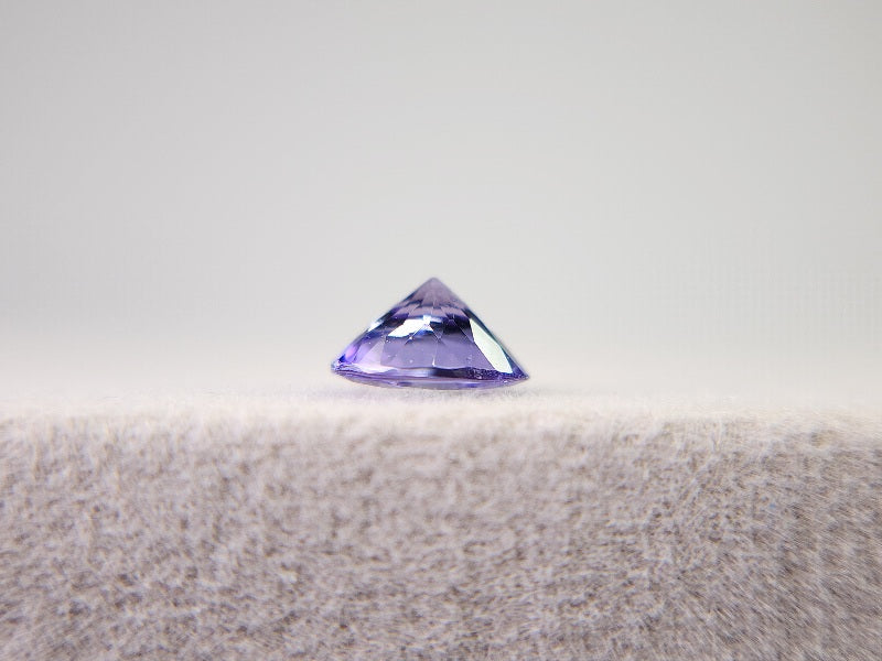 TZ-44　タンザナイト　0.67ct
