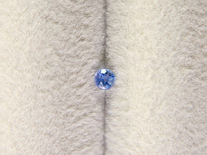 JER-1　ジェレメジェバイト　0.09ct