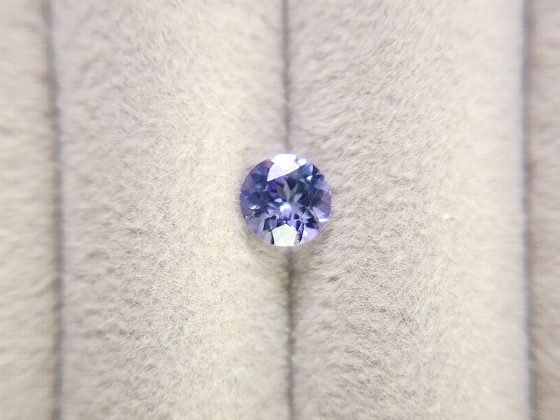 TZ-37　タンザナイト　0.83ct