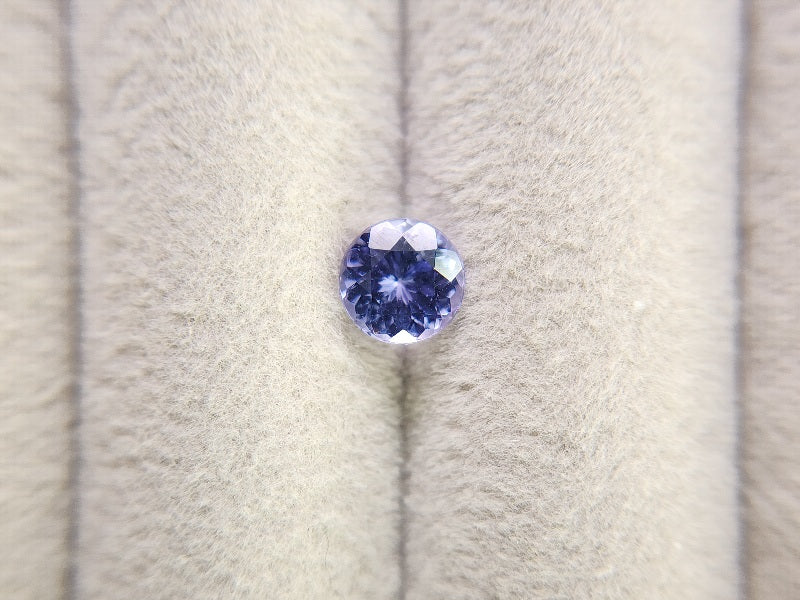 TZ-38　タンザナイト　0.81ct