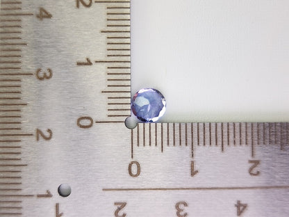 TZ-42　タンザナイト　0.77ct