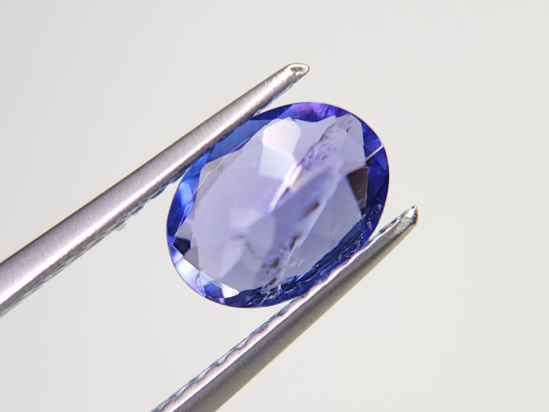 TZ-46　タンザナイト　1.28ct