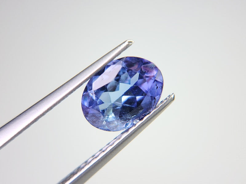 TZ-49　タンザナイト　1.34ct