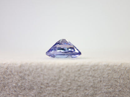 TZ-45　虹入り！タンザナイト　1.26ct