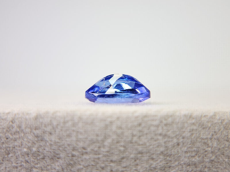 TZ-46 タンザナイト 1.28ct – 東洋ルース公式オンラインショップ