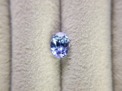 TZ-45　虹入り！タンザナイト　1.26ct
