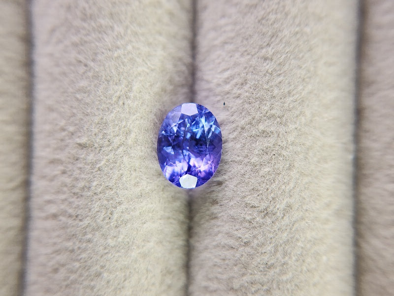 TZ-48　タンザナイト　1.45ct