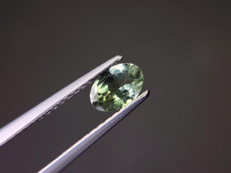 gAP-12　グリーンアパタイト　0.41ct