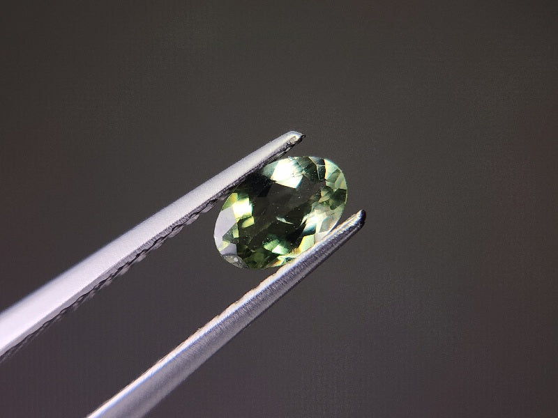 gAP-13　グリーンアパタイト　0.41ct