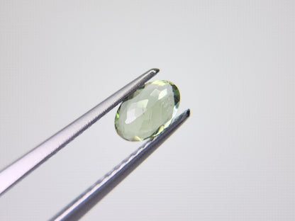 gAP-13　グリーンアパタイト　0.41ct