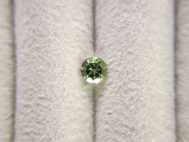 gAP-9　グリーンアパタイト　0.53ct