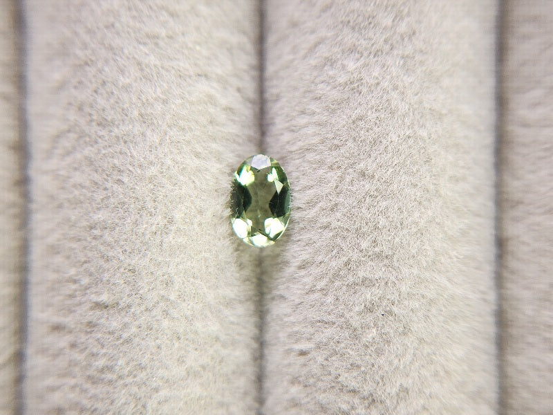 gAP-14　グリーンアパタイト　0.40ct