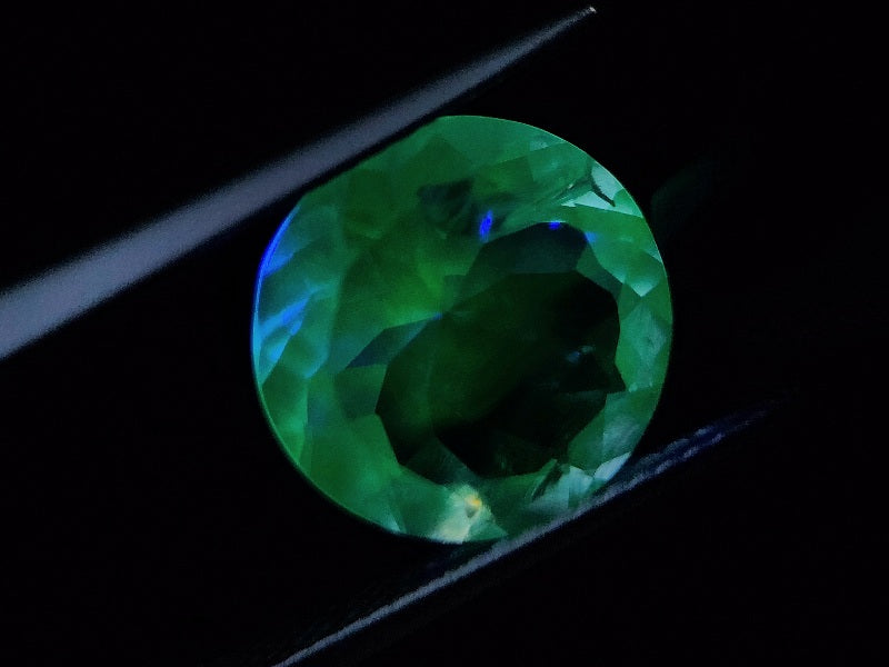 HOP-19　ハイアライトオパール　4.00ct