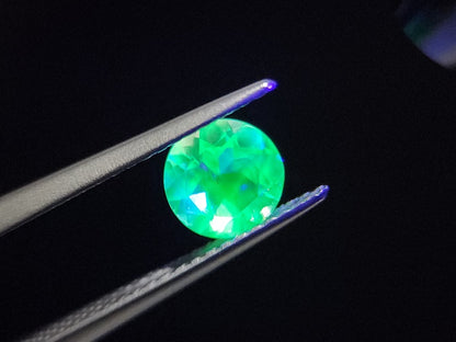 HOP-24　ハイアライトオパール　0.67ct