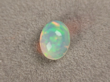 OP-35　オパール   1.35ct