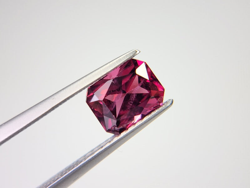 RDGA-19　ロードライトガーネット　1.48ct