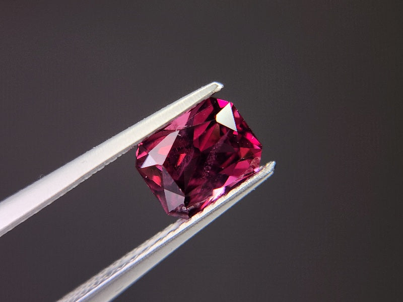 RDGA-19　ロードライトガーネット　1.48ct