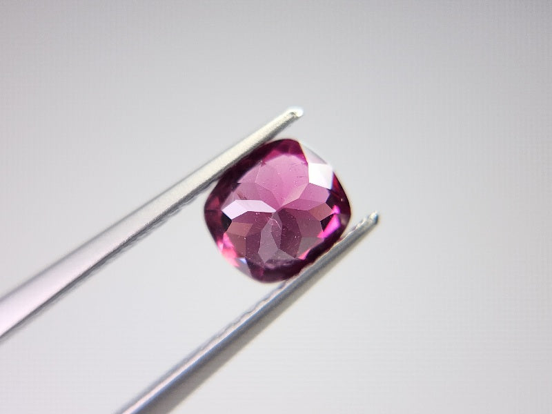 RDGA-21　ロードライトガーネット　1.26ct