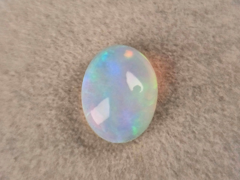 OP-36　オパール   1.35ct