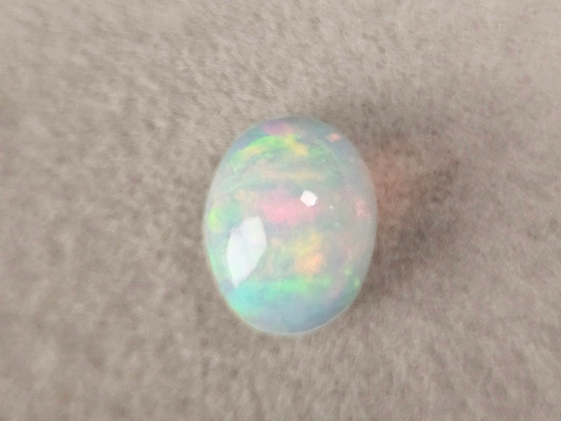 OP-38　オパール   1.27ct