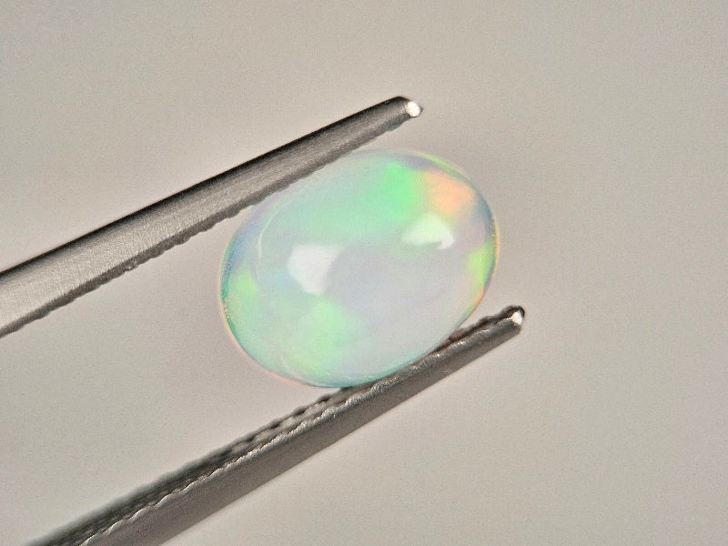 OP-39　オパール   1.26ct