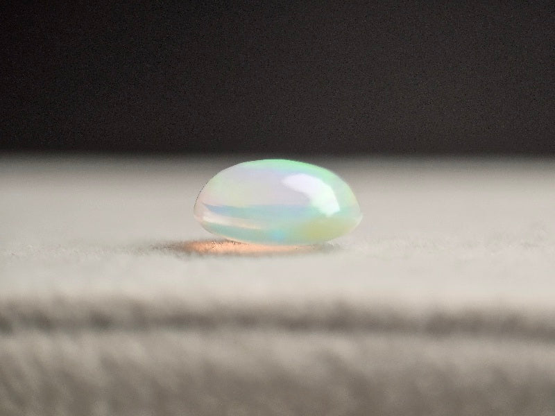 OP-40　オパール   1.25ct