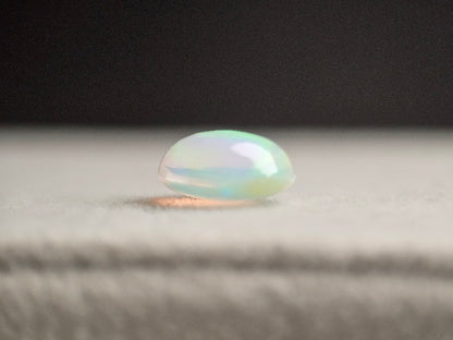 OP-40　オパール   1.25ct