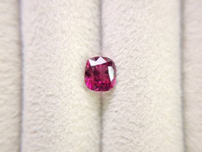 RDGA-20　ロードライトガーネット　1.36ct