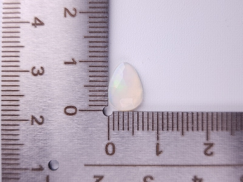 【500円均一】7/27新着！　オパール　0.83ct　5