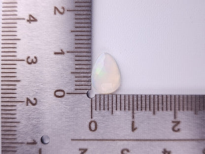 【500円均一】7/27新着！　オパール　0.83ct　5