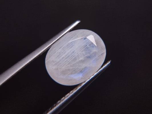 【500円均一】8/3新着！　ブルームーンストーン　2.52ct　5
