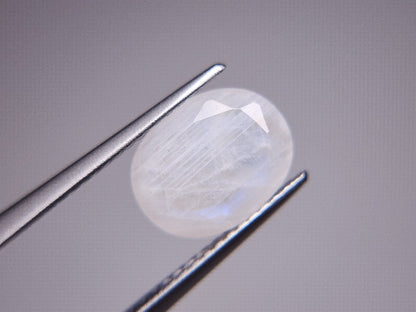 【500円均一】8/3新着！　ブルームーンストーン　2.52ct　5