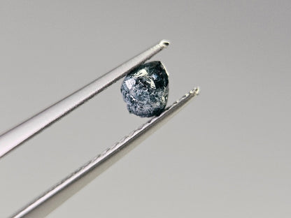 blDMg-23　ブルーダイヤモンド原石　0.45ct