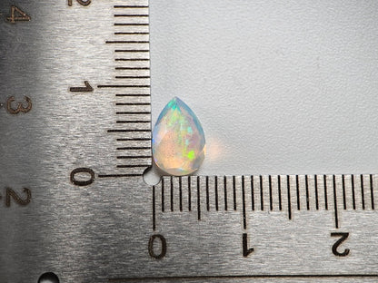 OP-68　オパール   0.88ct