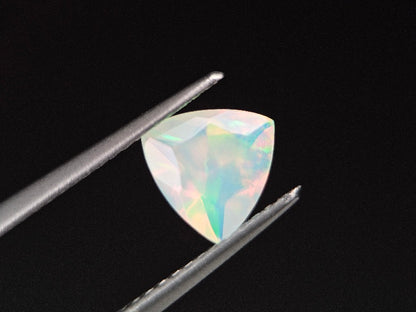OP-69　オパール   0.60ct