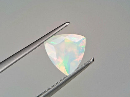 OP-69　オパール   0.60ct