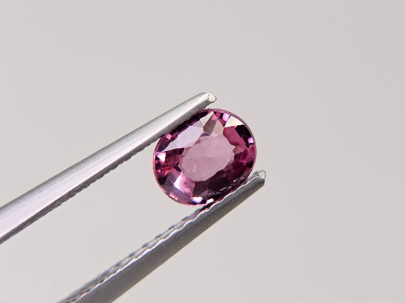 MYGA-4　マラヤガーネット　0.71ct
