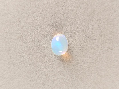 OP-44　オパール   1.22ct