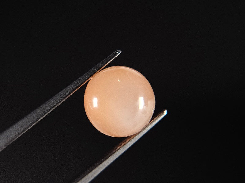 oMO-7　オレンジムーンストーン　5.15ct