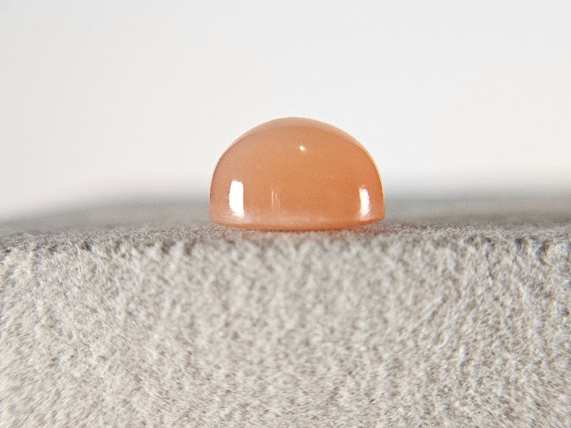 oMO-11　オレンジムーンストーン　4.82ct