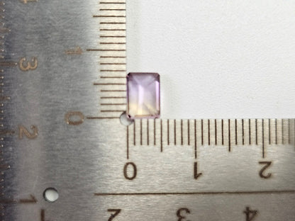 AMT-31　アメトリン　0.93ct