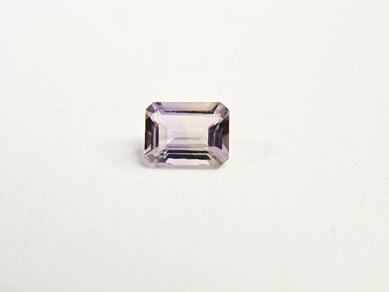 AMT-32　アメトリン　0.92ct