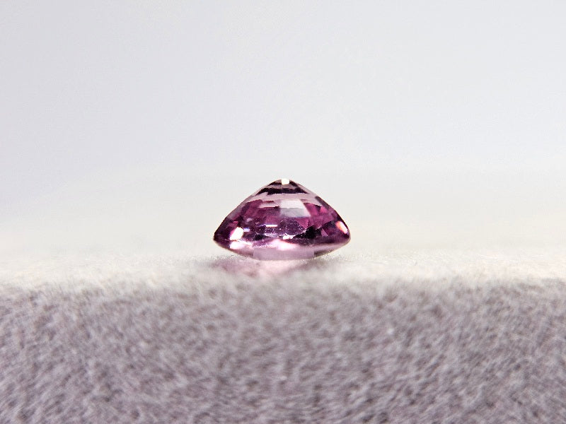 MYGA-8　マラヤガーネット　0.63ct