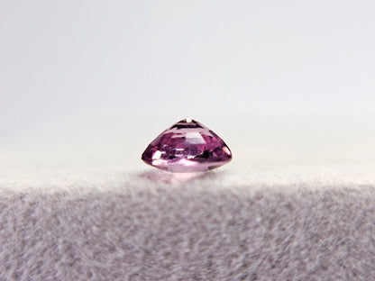 MYGA-8　マラヤガーネット　0.63ct