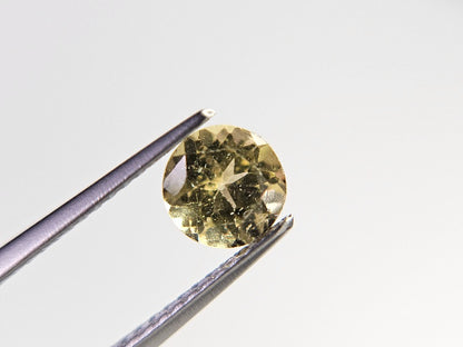 ye-AP-40　イエローアパタイト　0.80ct