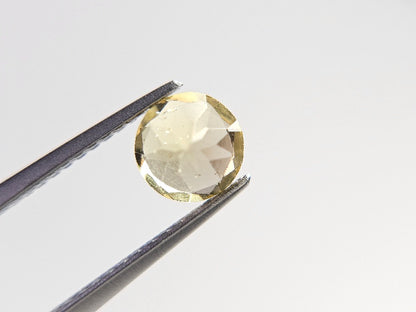 ye-AP-40　イエローアパタイト　0.80ct